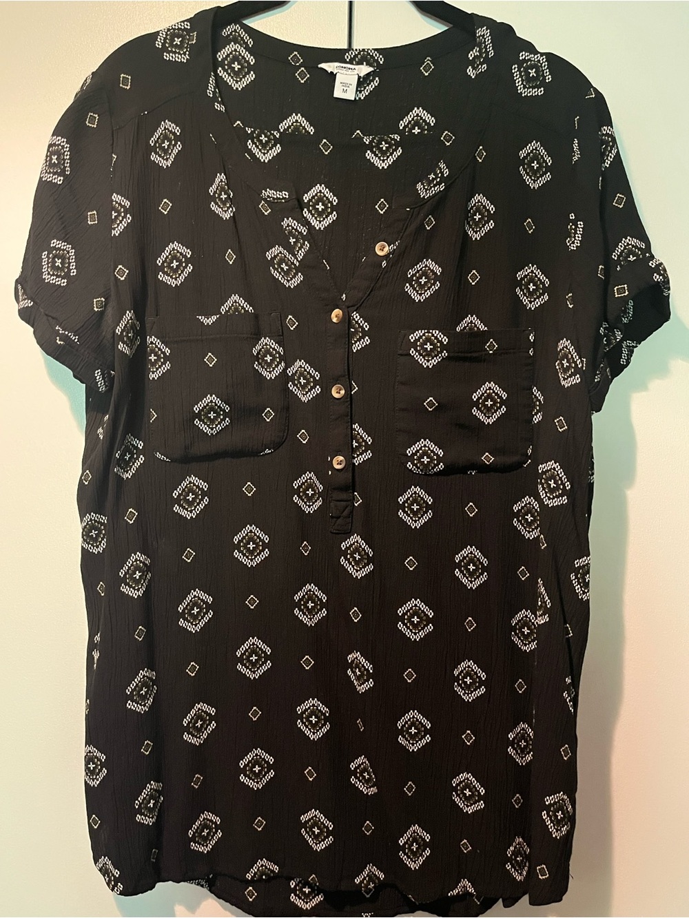 Sonoma Black Short-Sleeve Button Shirt with White Geometric Print